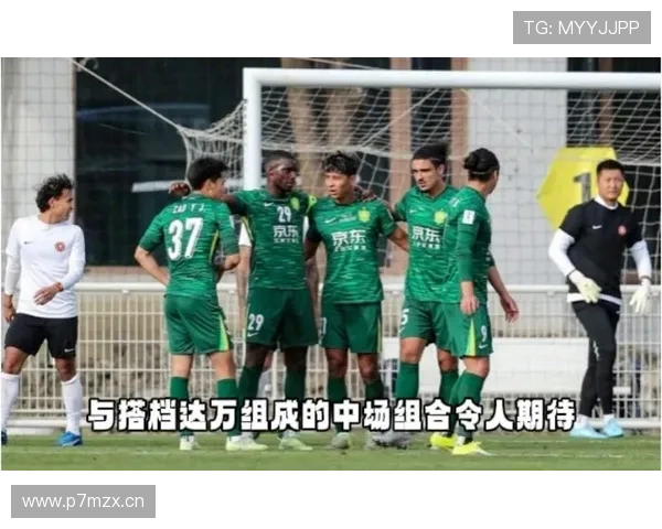 国安18岁新援邓捷夫客战三镇迎首秀